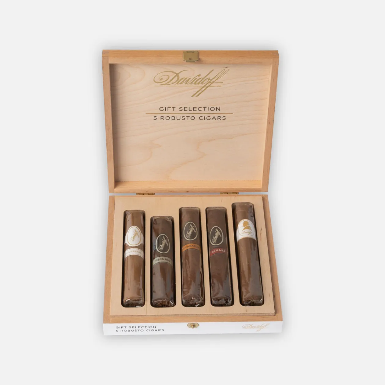 Davidoff robusto cigar gift selection box, premium and elegant presentation.