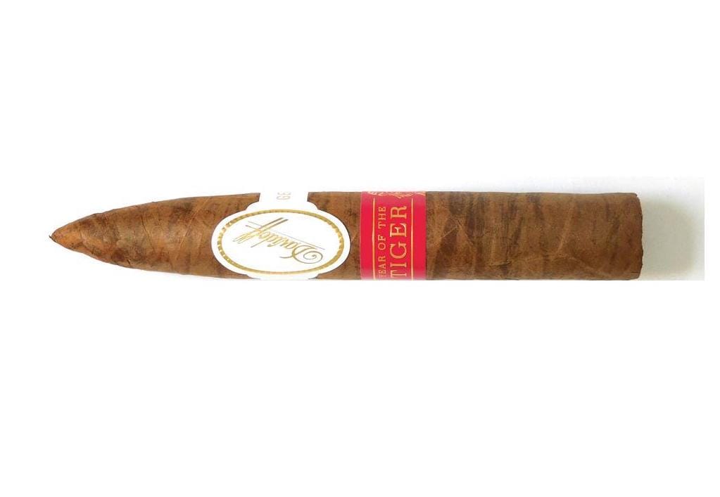 Davidoff Year of the Tiger cigar burning, showing the ash and burn line