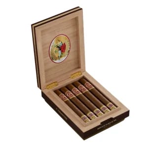 Romeo y Julieta Amantes box of five, closed
